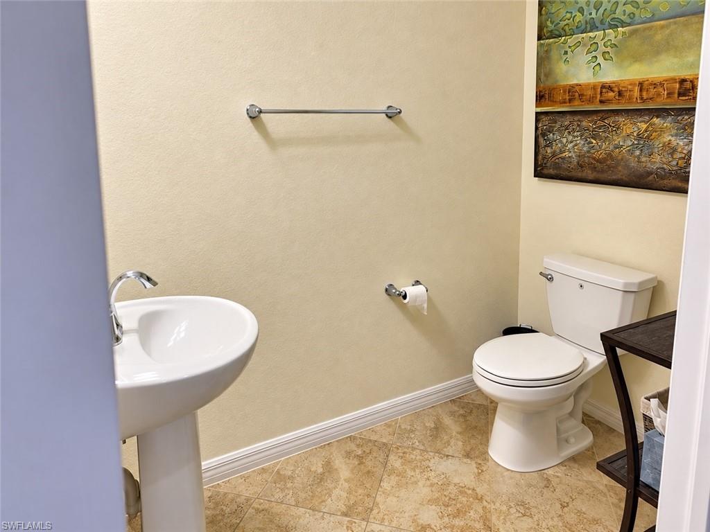 2703 Blossom Way Property Photo 7