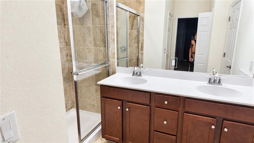 2703 Blossom Way Property Photo 12