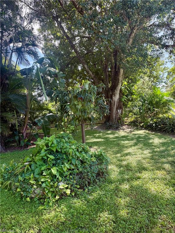 8180 Breeze Dr Property Photo 1