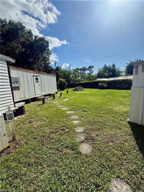 8180 Breeze Dr Property Photo 6