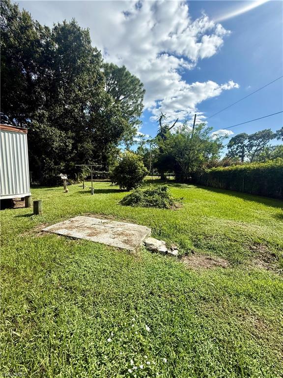 8180 Breeze Dr Property Photo 8