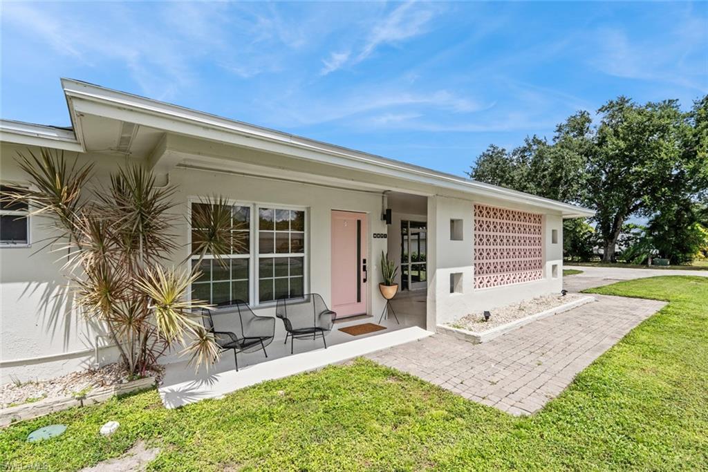 8071 San Carlos Blvd Property Photo 2