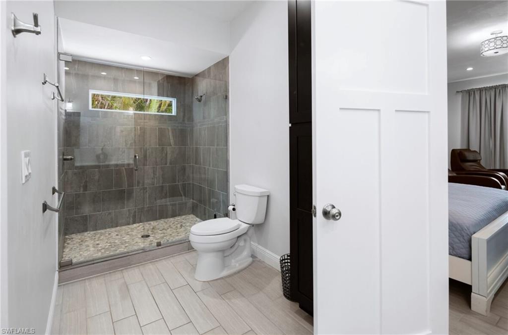 920 E Inlet Dr Property Photo 32