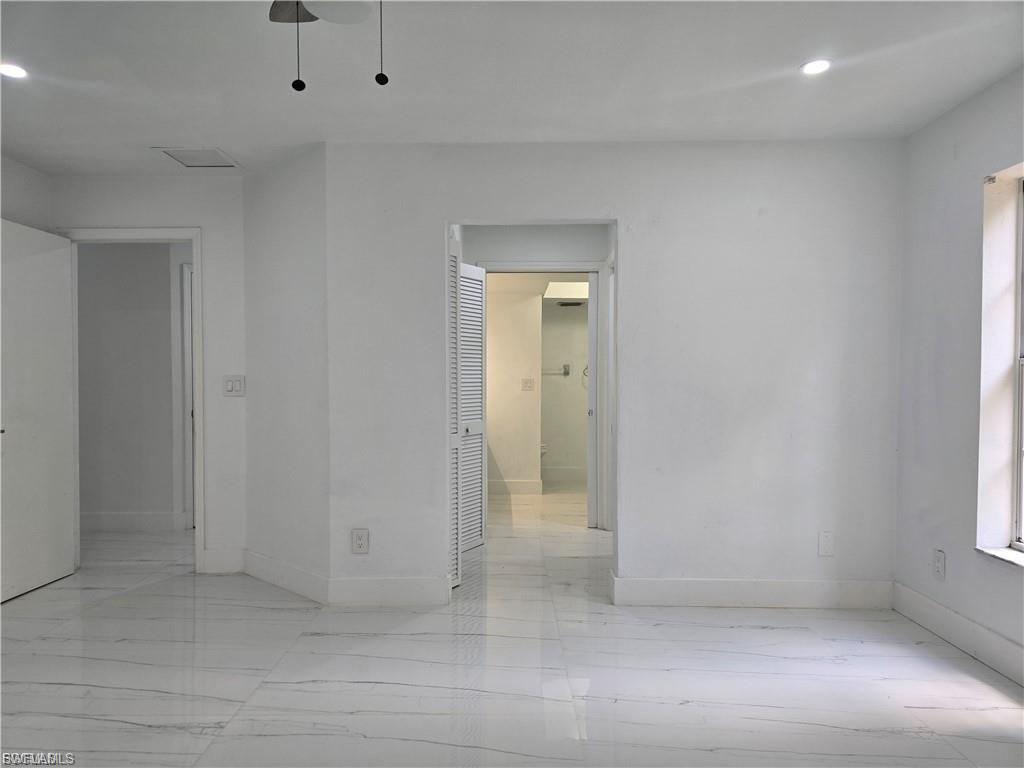 140 S Davis St Property Photo 13