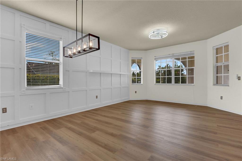 11258 Coimbra Ln Property Photo 6