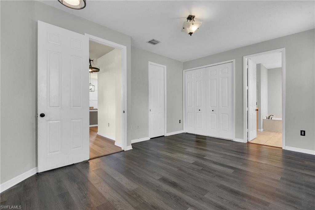 11258 Coimbra Ln Property Photo 13