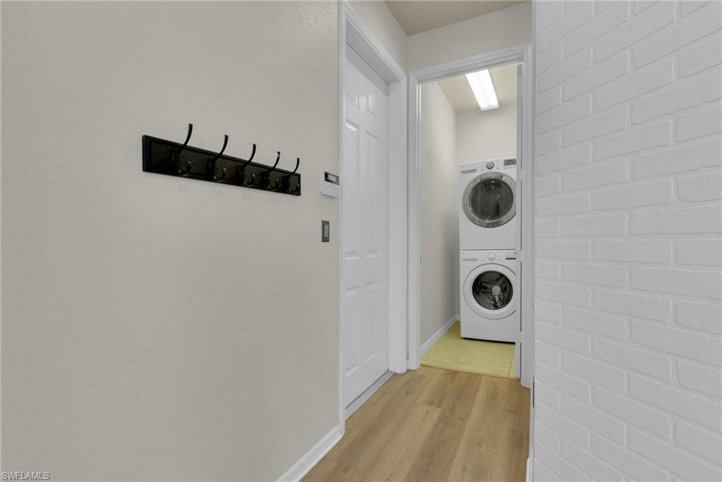 11258 Coimbra Ln Property Photo 19
