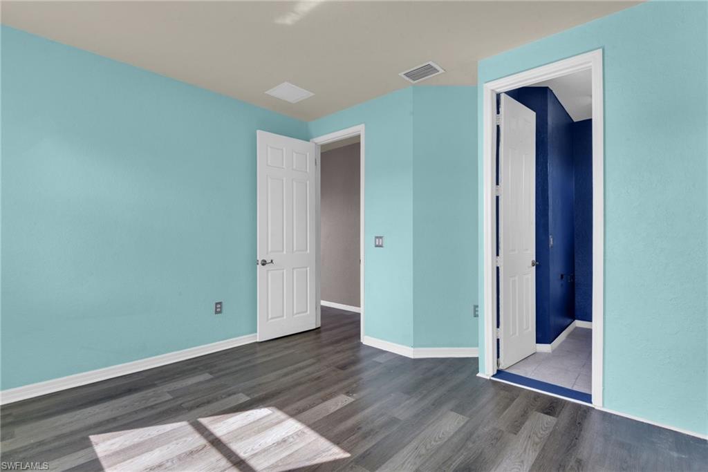 11258 Coimbra Ln Property Photo 28
