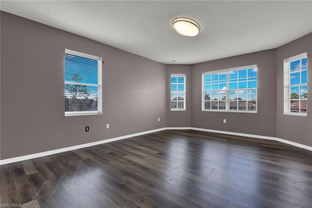 11258 Coimbra Ln Property Photo 31
