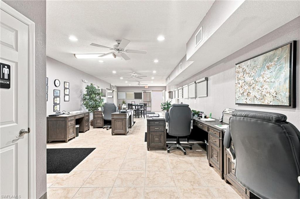 2842 Tamiami Trl Property Photo 15