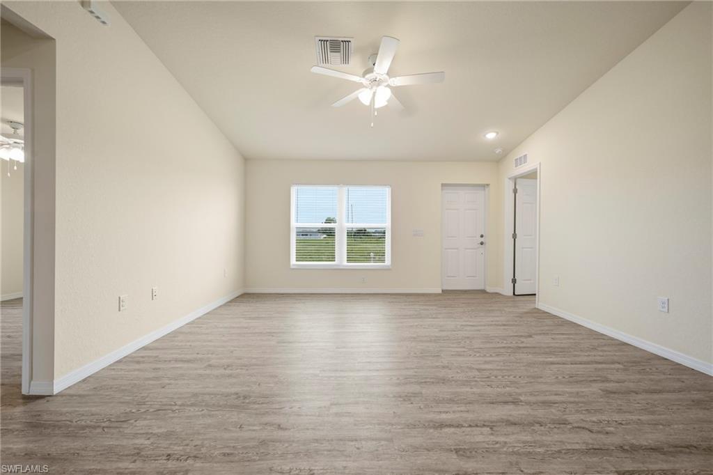 9026 Maywood Cir Property Photo 8