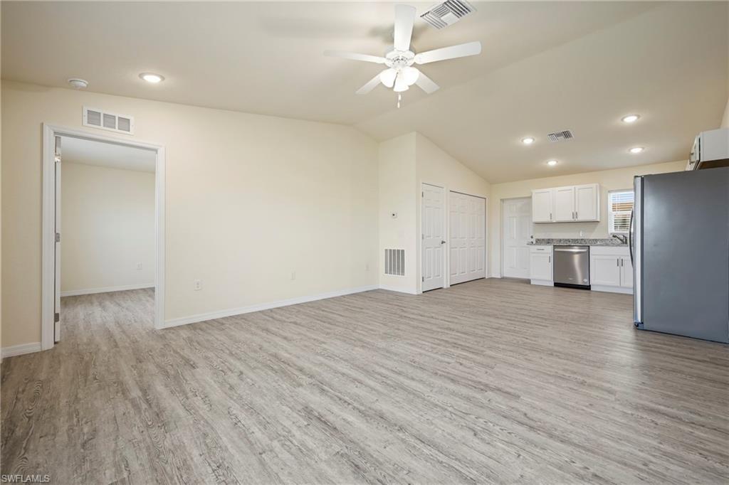 9026 Maywood Cir Property Photo 9