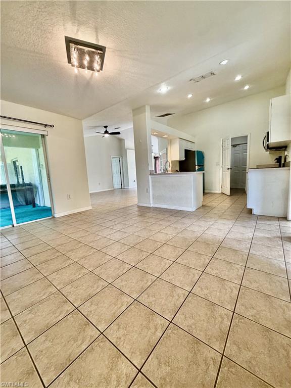 1019 Angelo Ave Property Photo 3