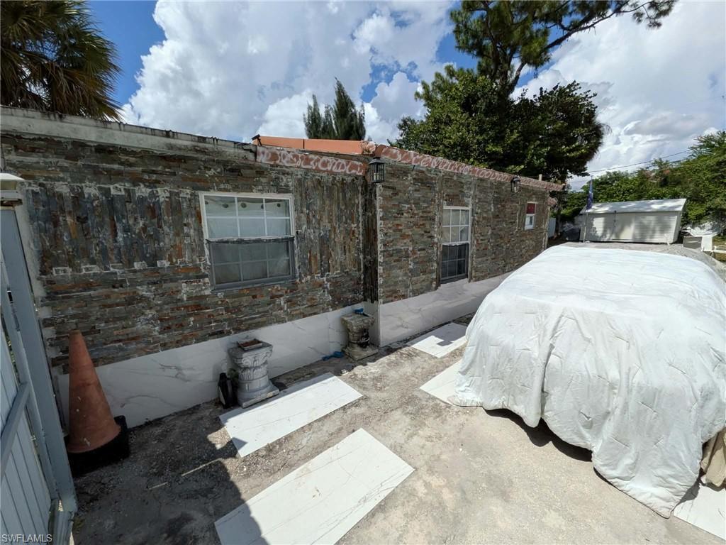 2343 Canal St Property Photo 3