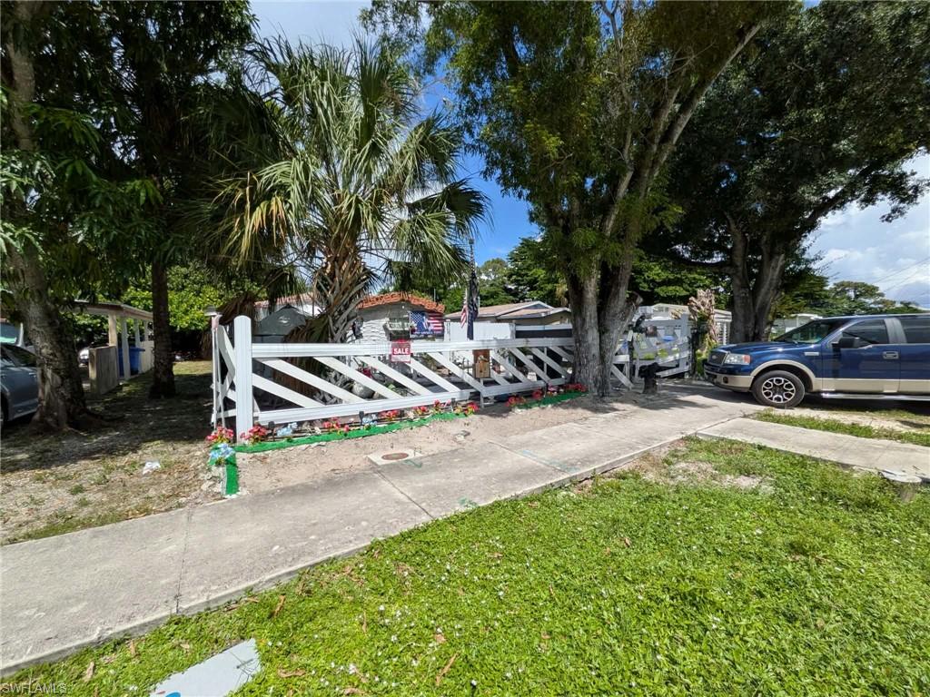 2343 Canal St Property Photo 18