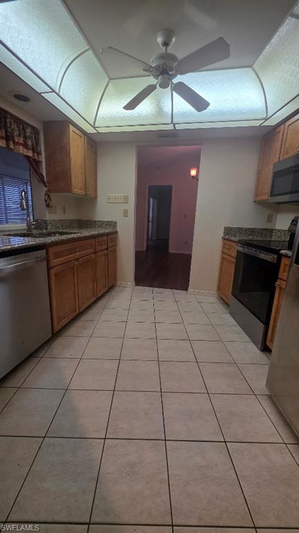 137 Dania Cir Property Photo 11