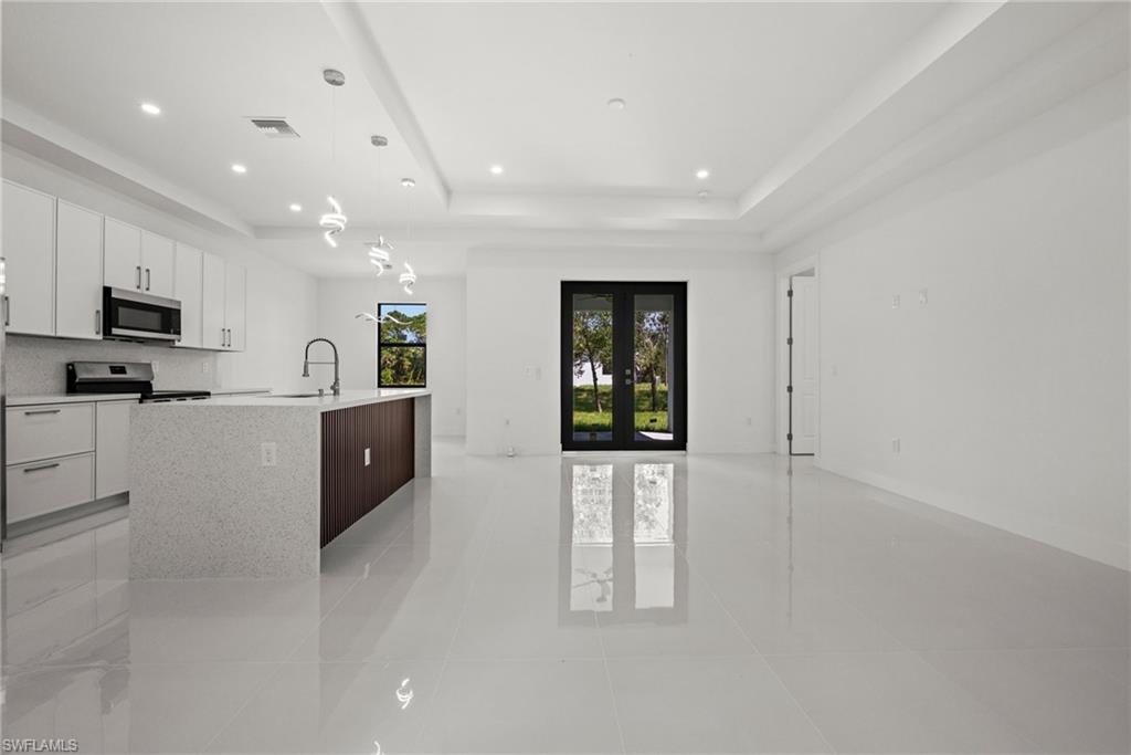 843 Bianca Ave S Property Photo 11