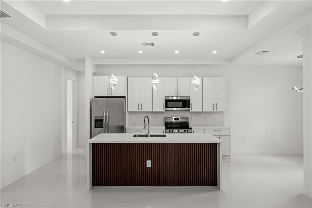 843 Bianca Ave S Property Photo 13