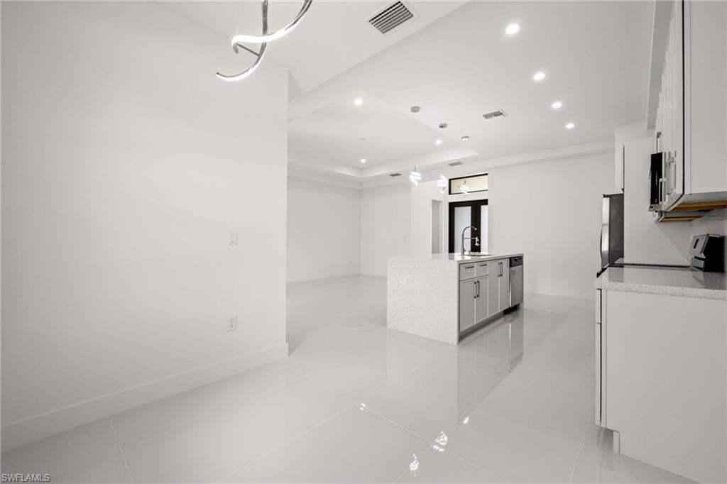 843 Bianca Ave S Property Photo 18