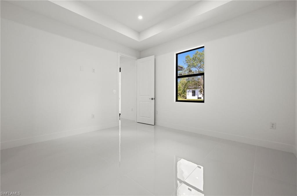 843 Bianca Ave S Property Photo 21