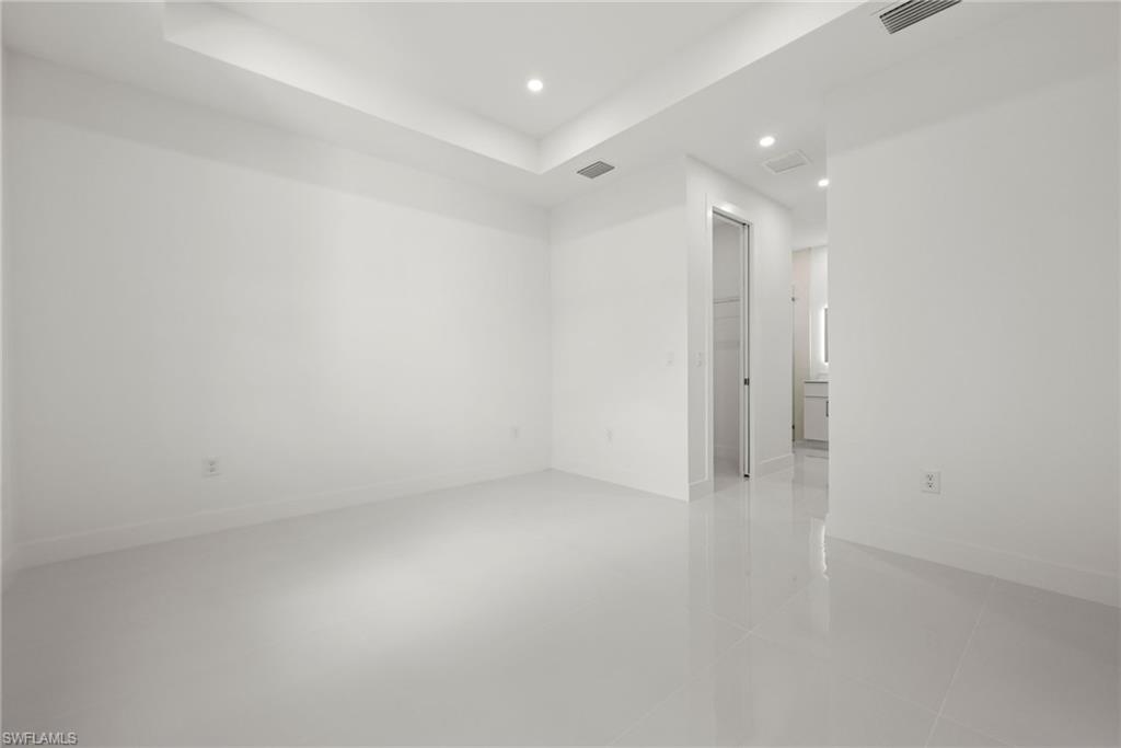 843 Bianca Ave S Property Photo 22