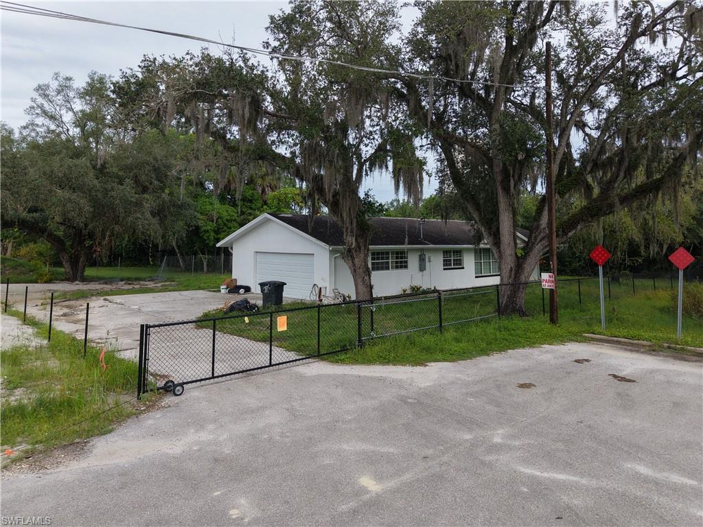 1400 Billie St Property Photo 41