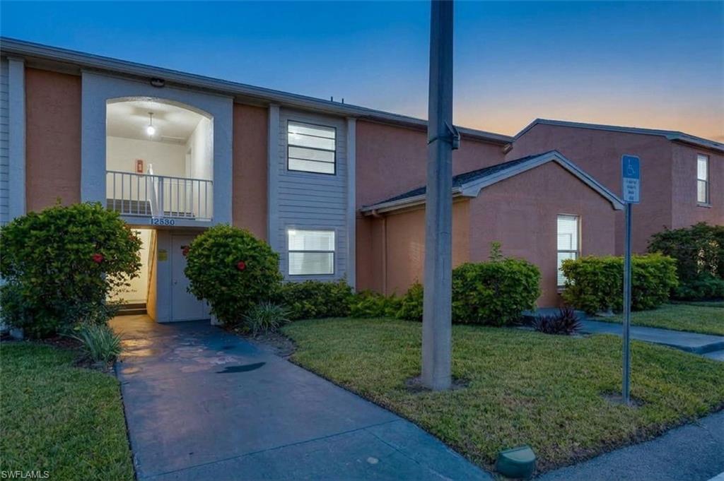 12630 Kenwood Ln B Property Photo 3