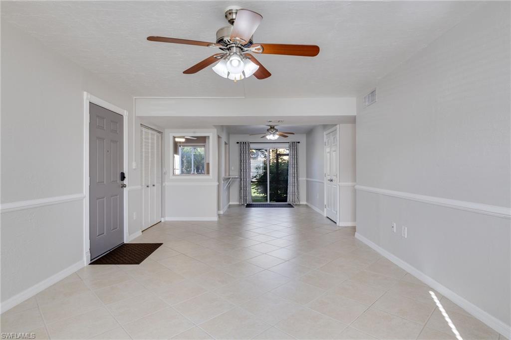 12630 Kenwood Ln B Property Photo 8