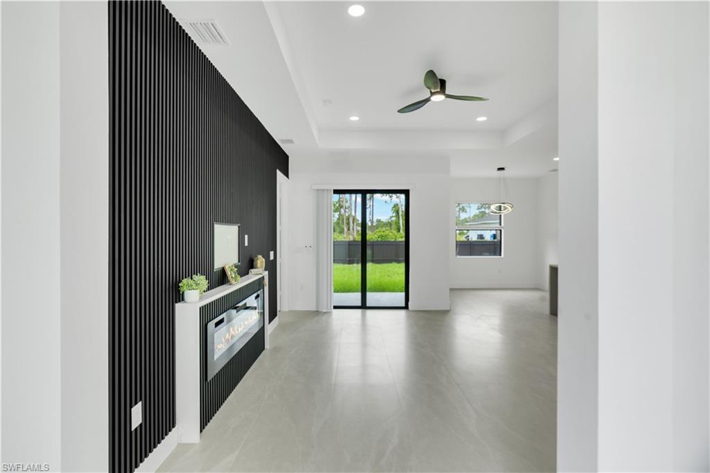 1049 Merry St E Property Photo 6