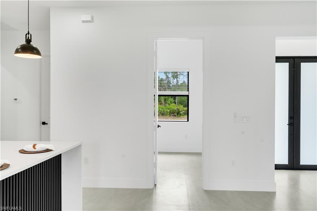 1049 Merry St E Property Photo 19