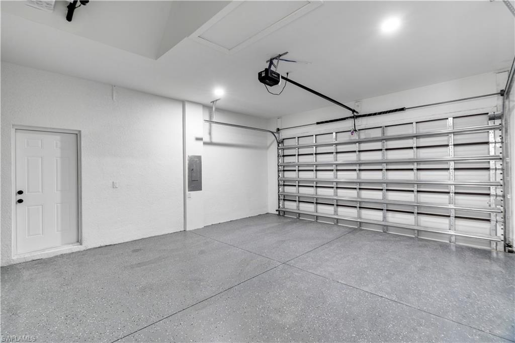 1049 Merry St E Property Photo 22