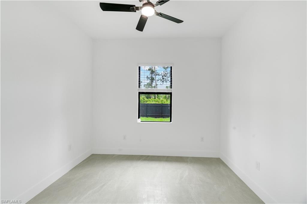 1049 Merry St E Property Photo 23