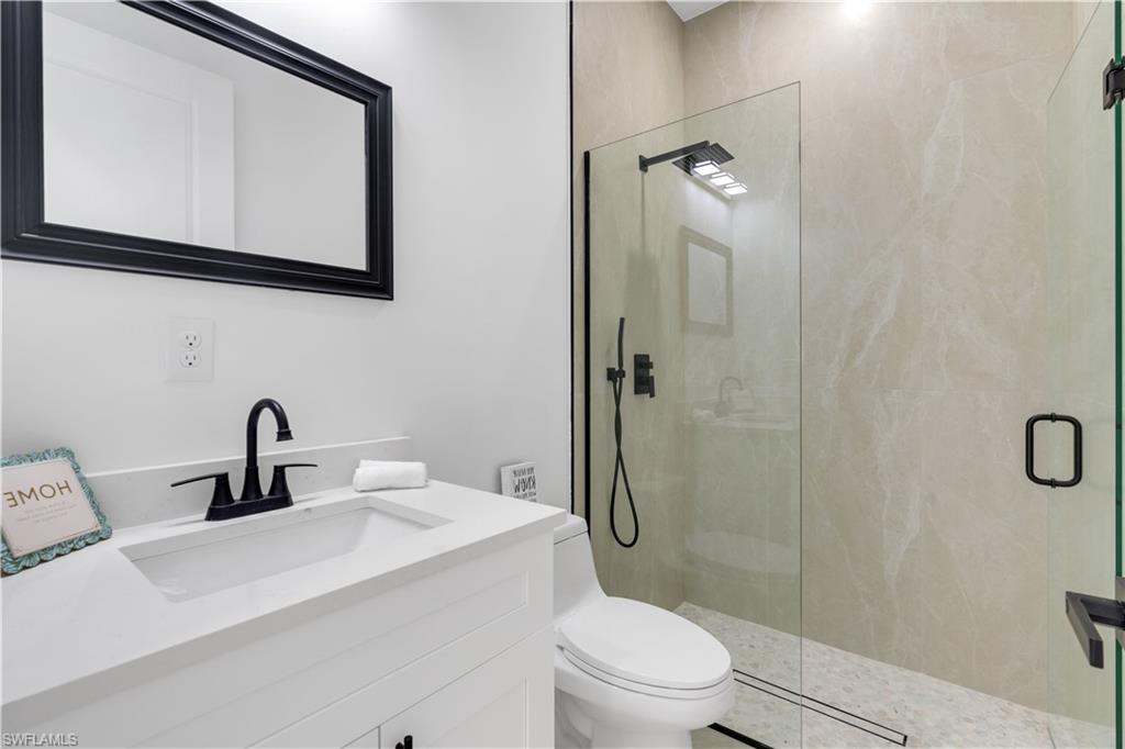 1049 Merry St E Property Photo 25