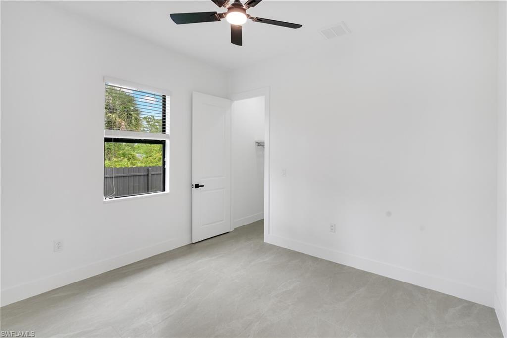 1049 Merry St E Property Photo 26