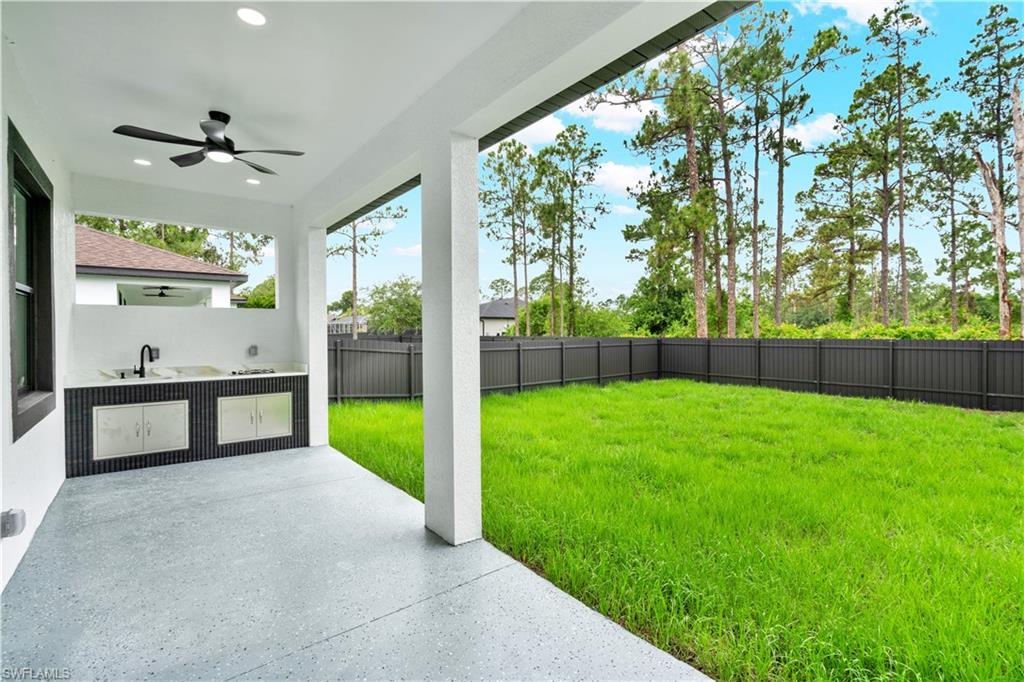 1049 Merry St E Property Photo 33