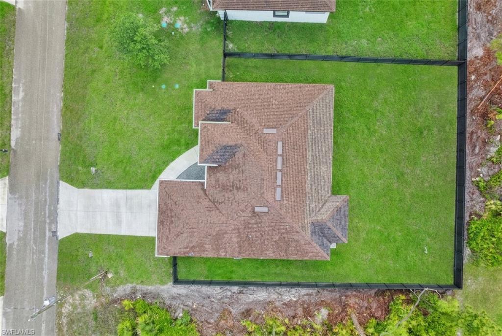 1049 Merry St E Property Photo 40