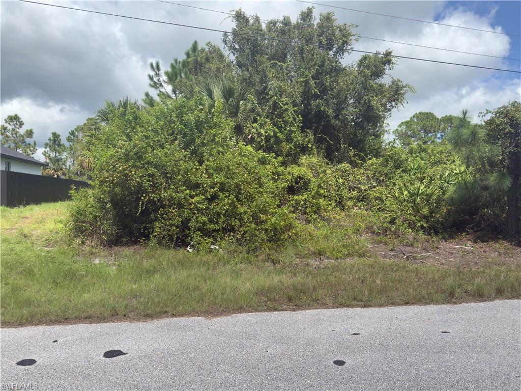 1027 Gladys ST Property Photo 1