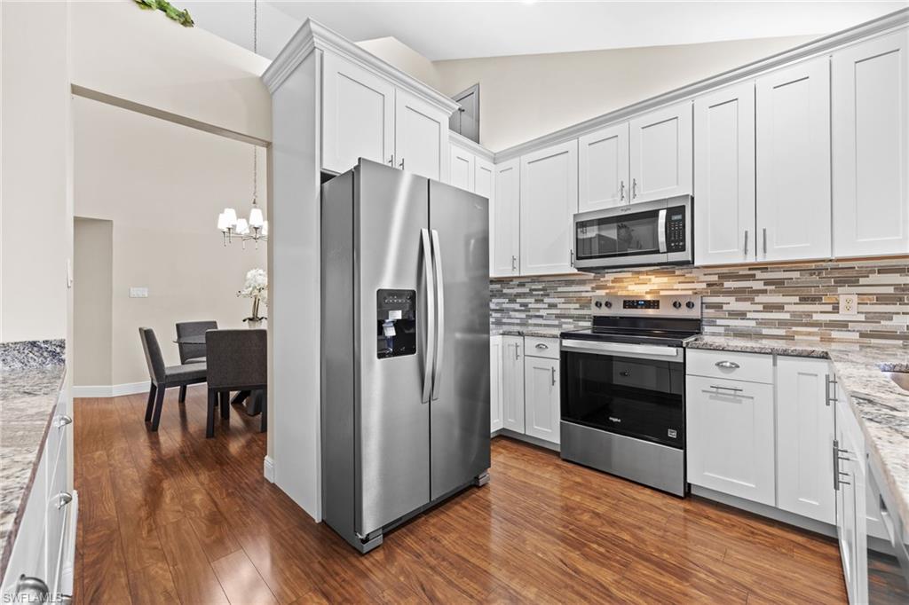 16928 Villas Sq Property Photo 6