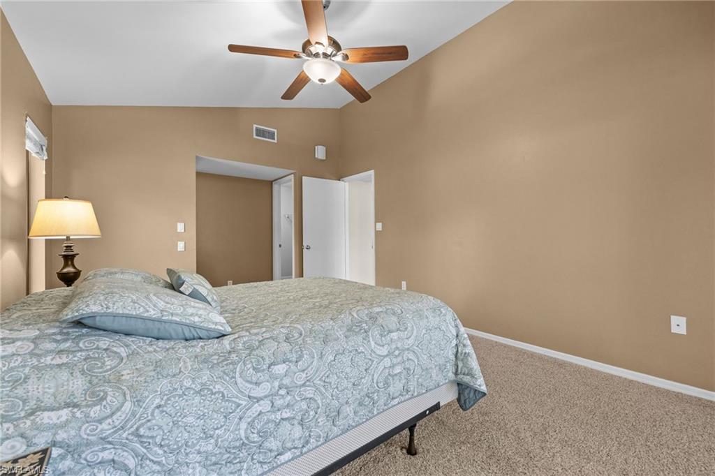16928 Villas Sq Property Photo 18