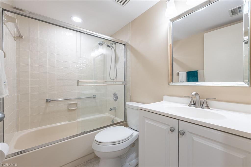 16928 Villas Sq Property Photo 25