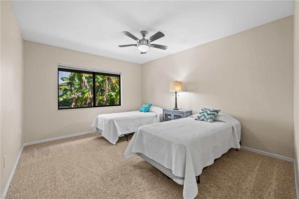 16928 Villas Sq Property Photo 26