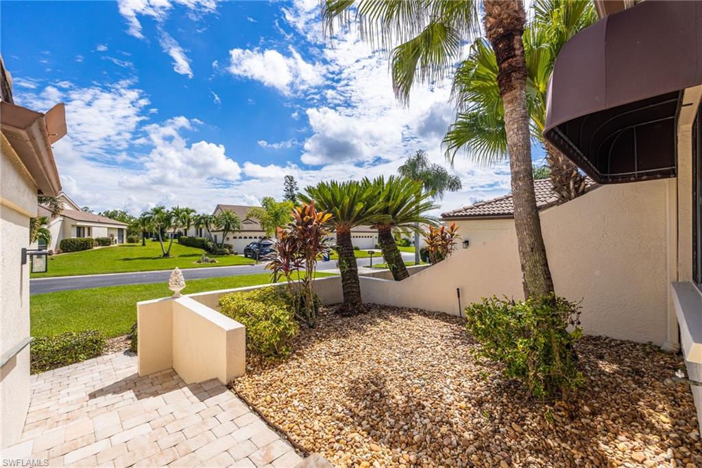 16928 Villas Sq Property Photo 38