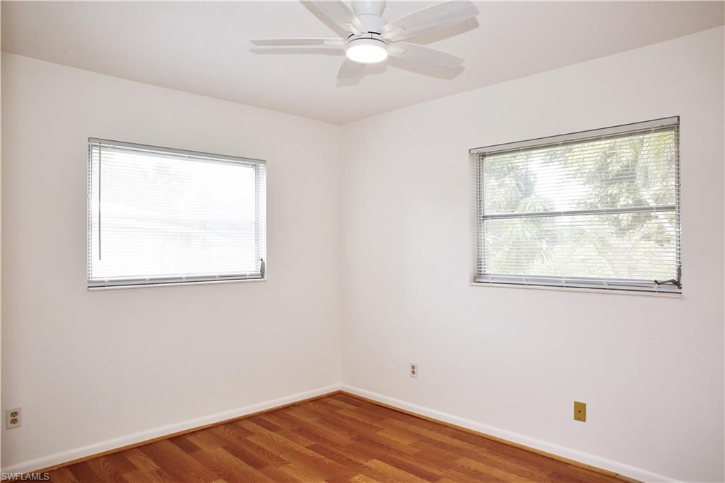120 E Lake Dr Property Photo 19