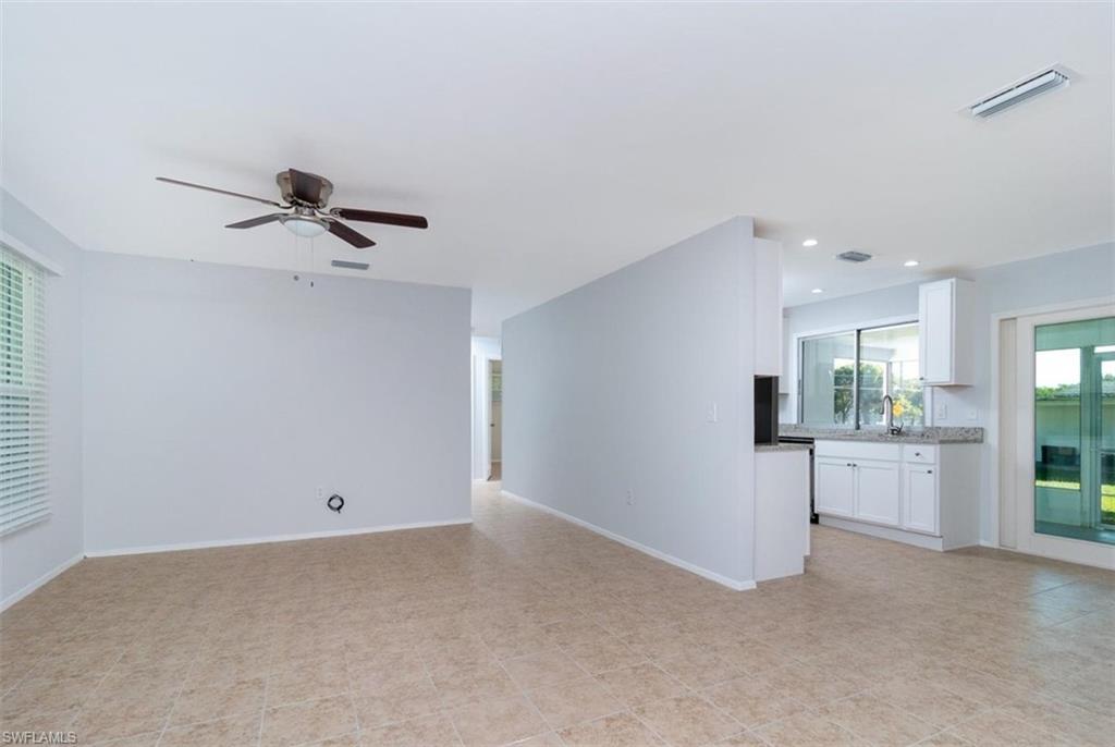 533 E Charlotte Ave Property Photo 2