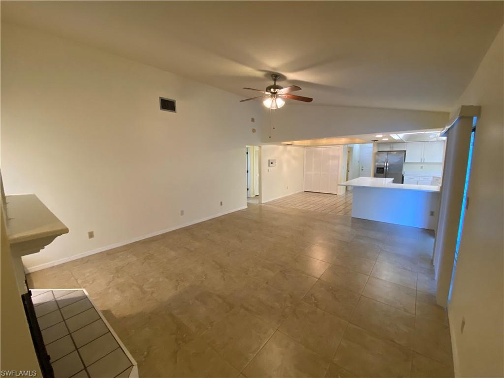 225 Se 31st St Property Photo 11