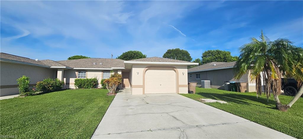 1626 SW Santa Barbara PL Property Photo 1