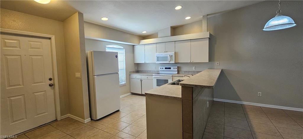 1626 Sw Santa Barbara Pl Property Photo 2