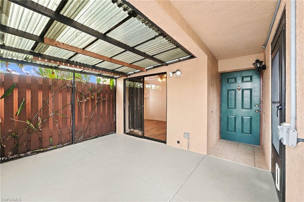 15477 Admiralty Cir 4 Property Photo 34