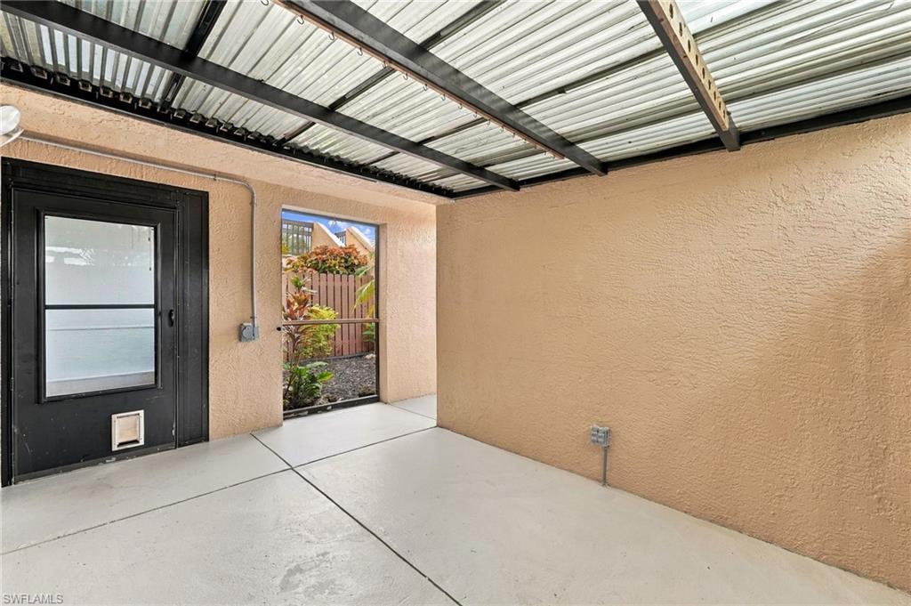 15477 Admiralty Cir 4 Property Photo 35
