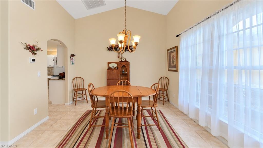 1140 Sw 45th Ter Property Photo 10